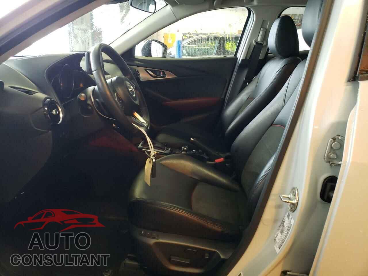 MAZDA CX-3 2018 - JM1DKFD76J0305865