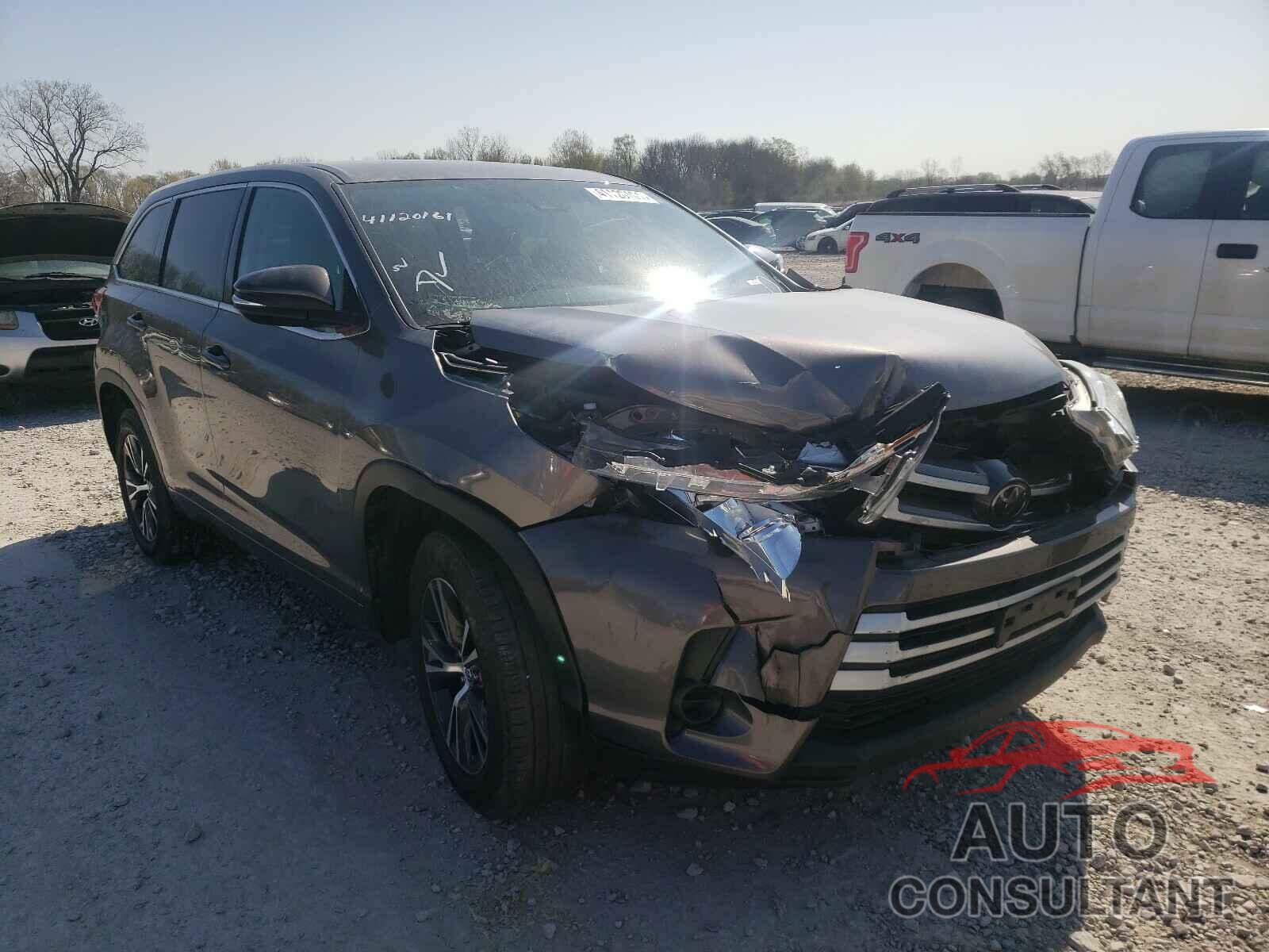 TOYOTA HIGHLANDER 2018 - 5TDZARFH0JS036601