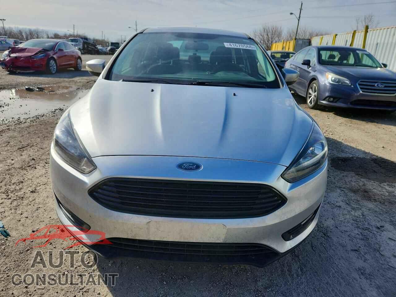FORD FOCUS 2017 - 1FADP3H27HL257113