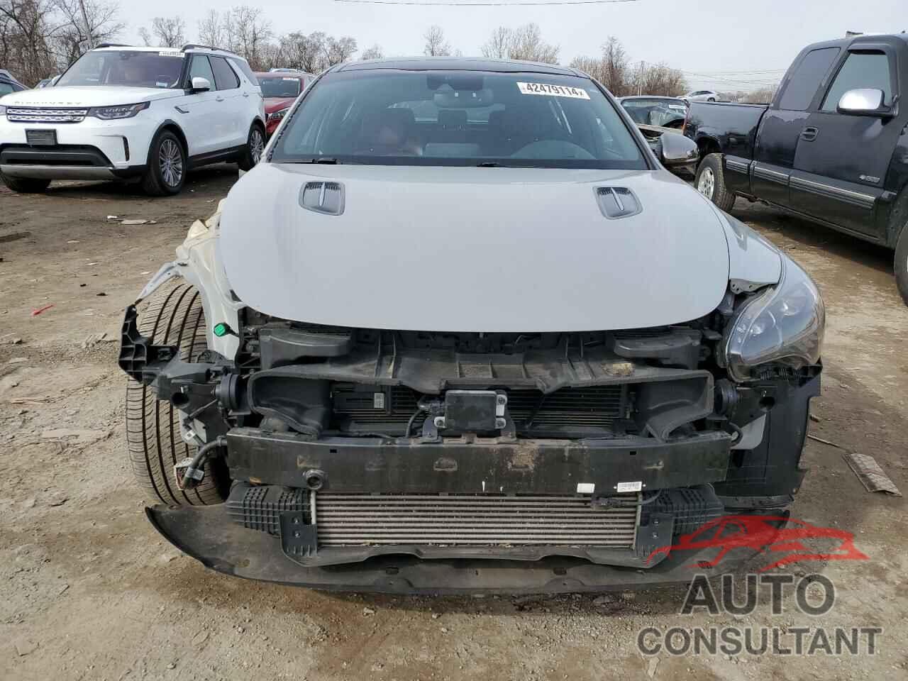 KIA STINGER 2018 - KNAE55LC8J6025220