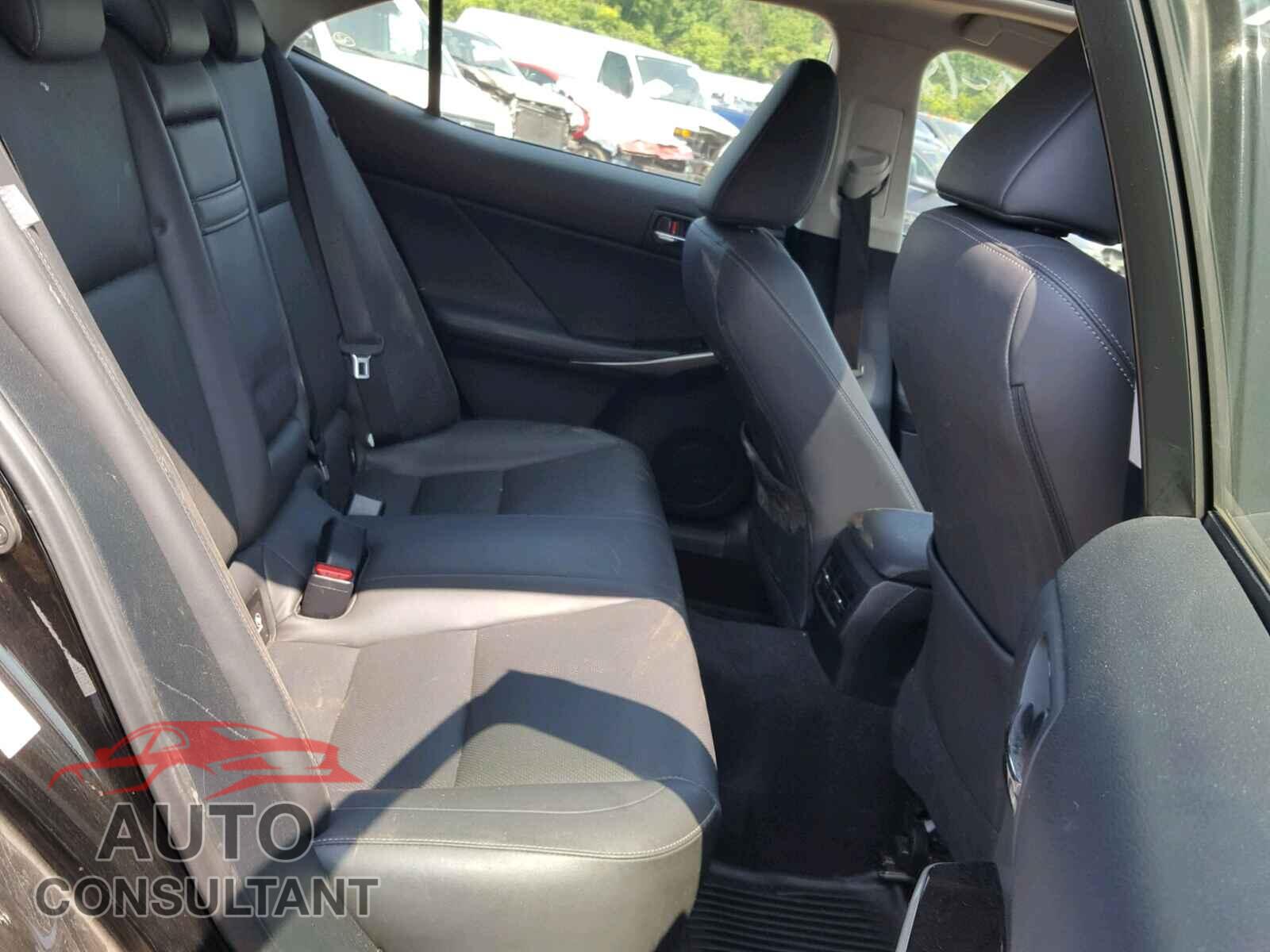 LEXUS IS 2016 - JTHCM1D29G5002957