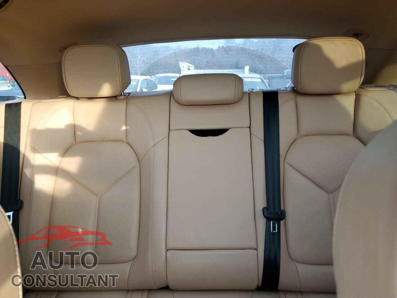 PORSCHE MACAN 2017 - WP1AA2A54HLB02580