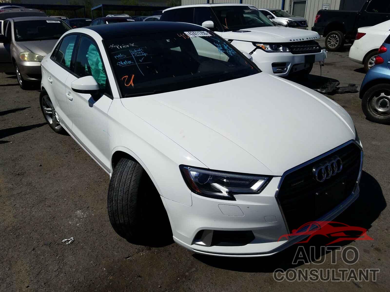 AUDI A3 2017 - WAUB8GFF3H1034068