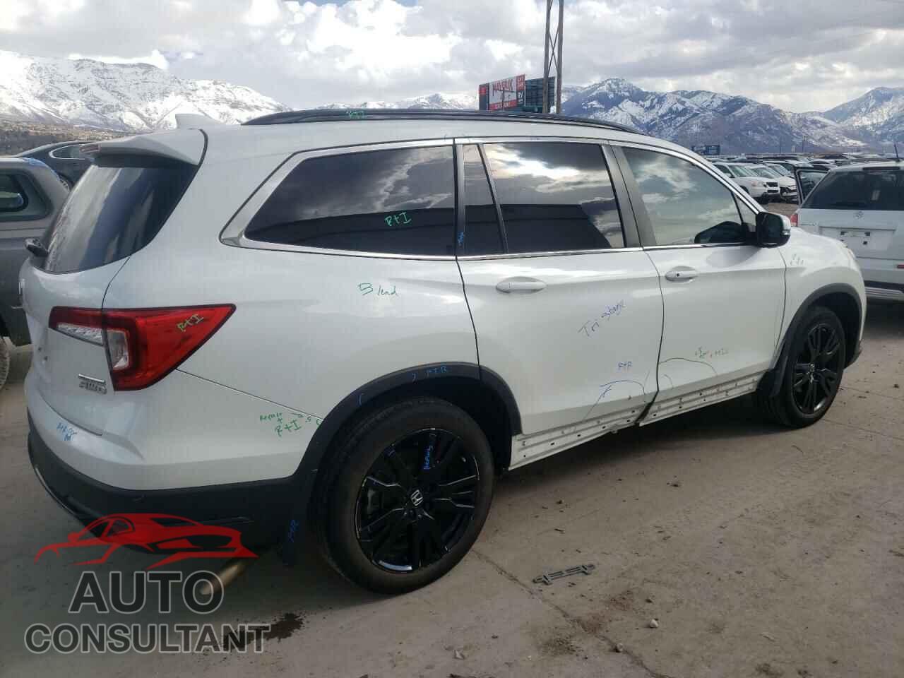 HONDA PILOT 2021 - 5FNYF6H26MB097173