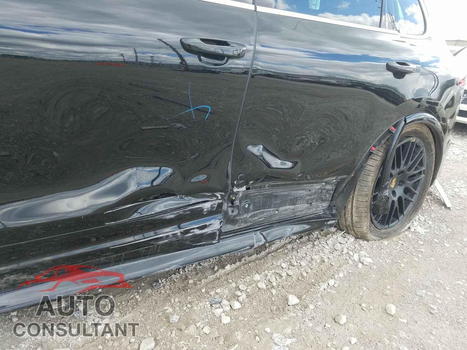 PORSCHE CAYENNE 2016 - WP1AD2A29GLA77137