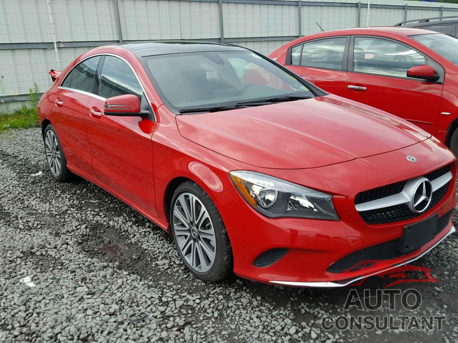 MERCEDES-BENZ CLA 250 2018 - WDDSJ4GB9JN636379