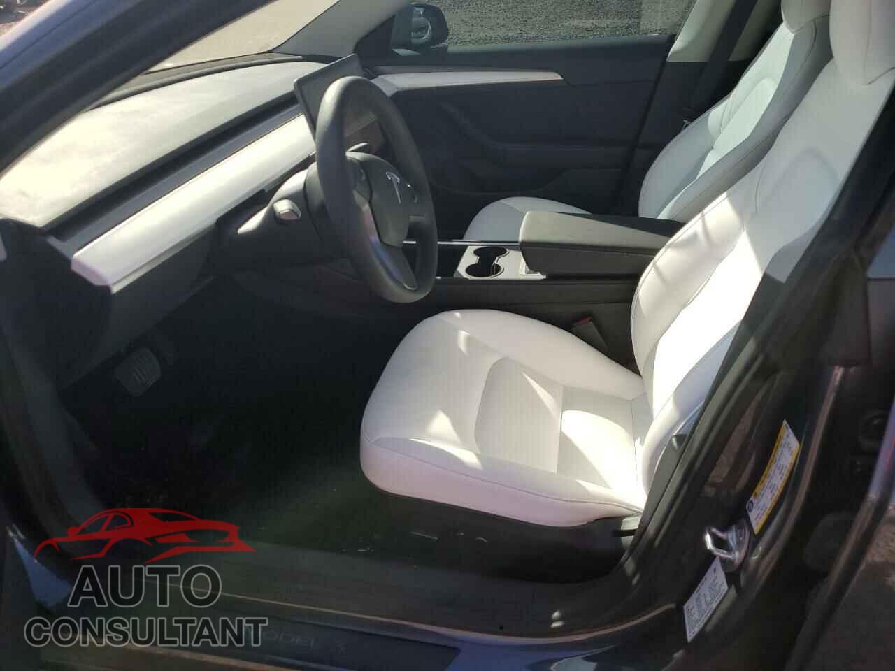 TESLA MODEL 3 2023 - 5YJ3E1EA8PF384062