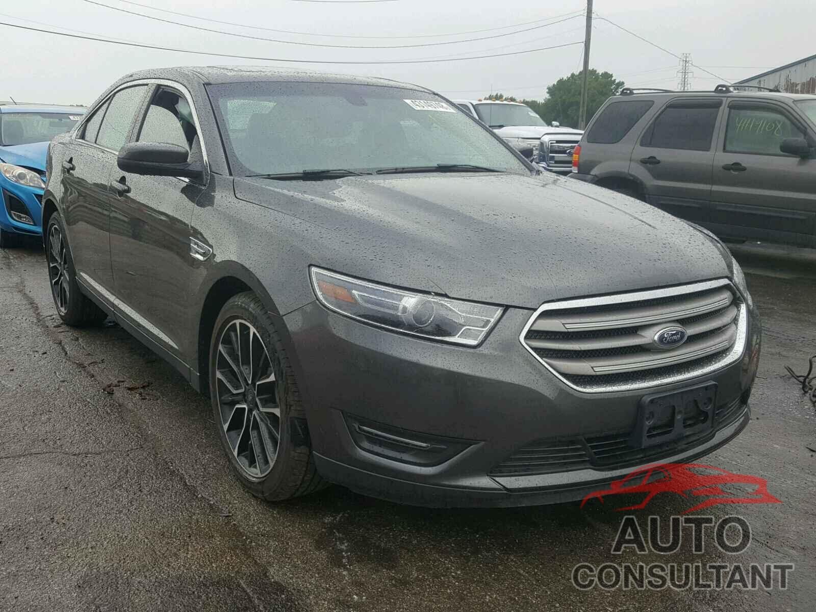 FORD TAURUS 2017 - 1FAHP2E87HG131962