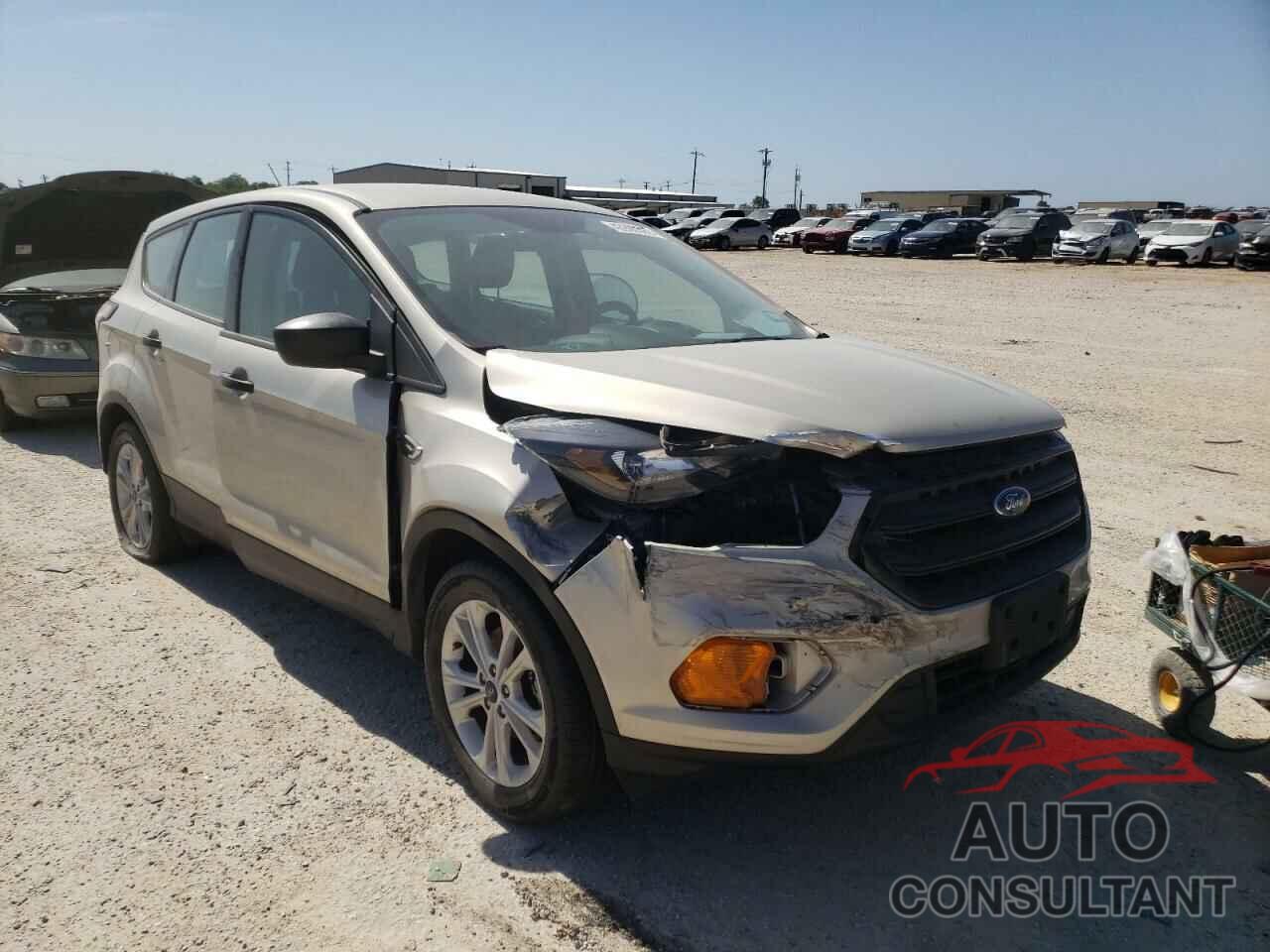 FORD ESCAPE 2018 - 1FMCU0F78JUA84046