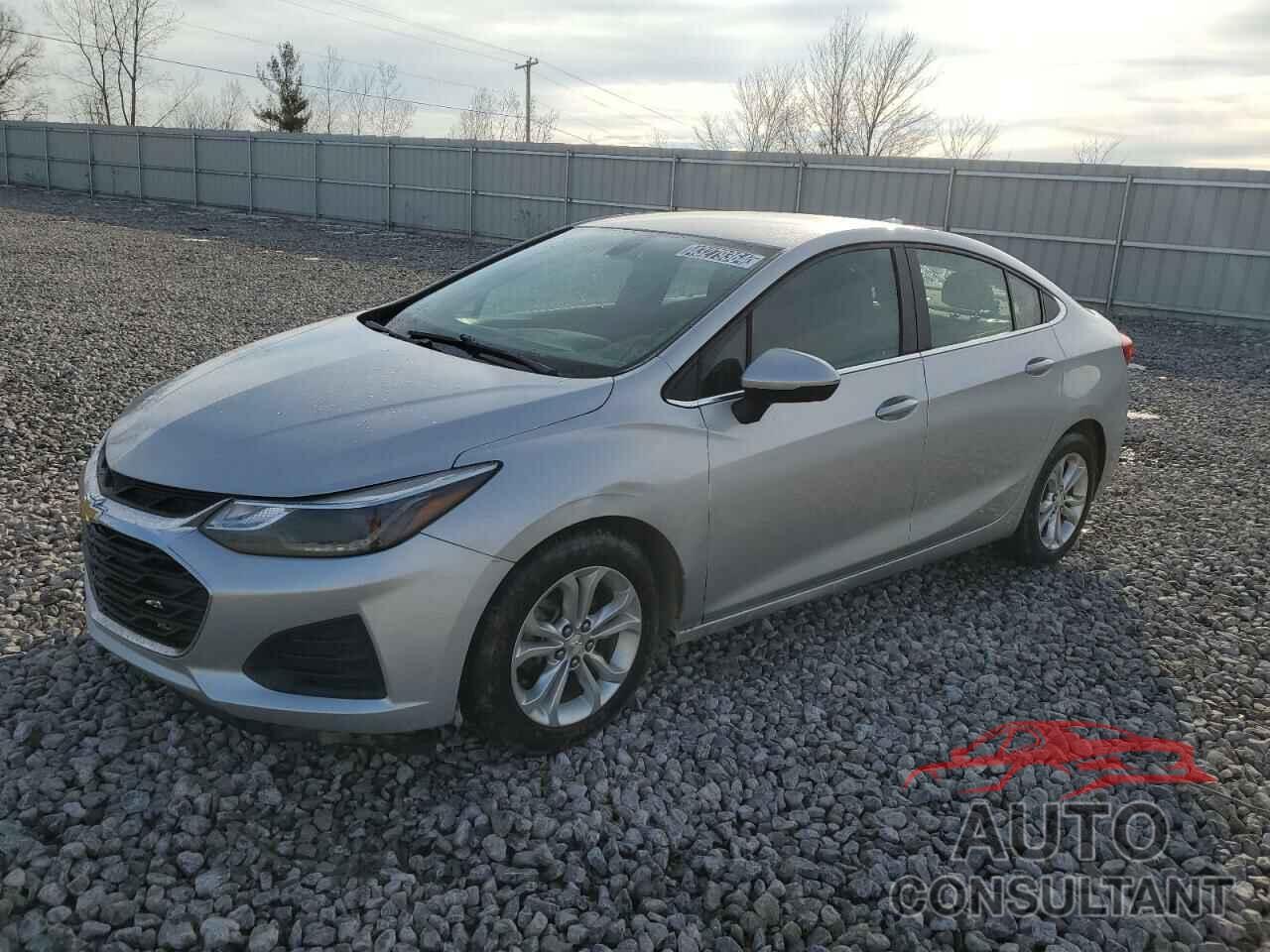 CHEVROLET CRUZE 2019 - 1G1BE5SM1K7144571