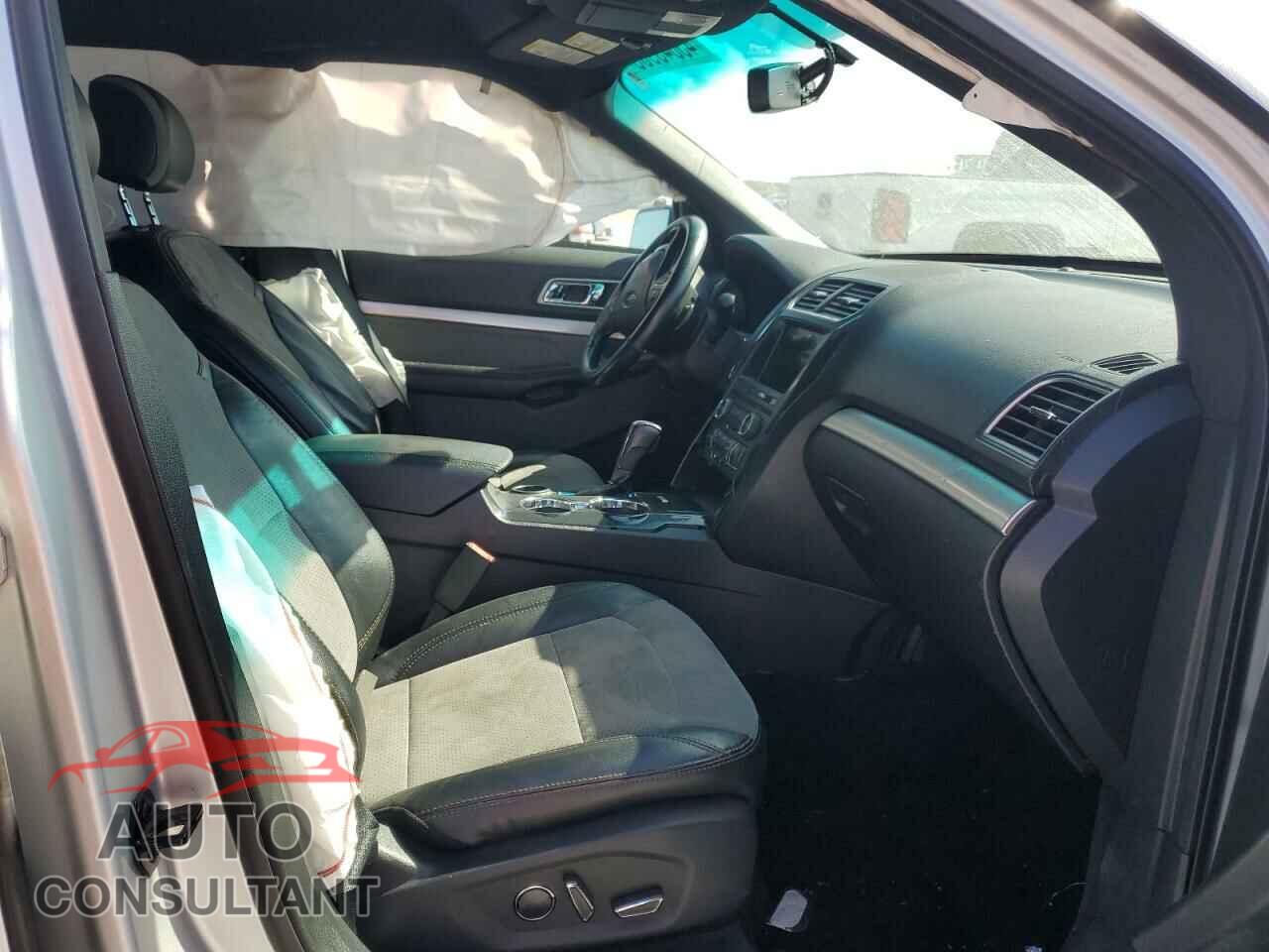 FORD EXPLORER 2017 - 1FM5K7D83HGA73564