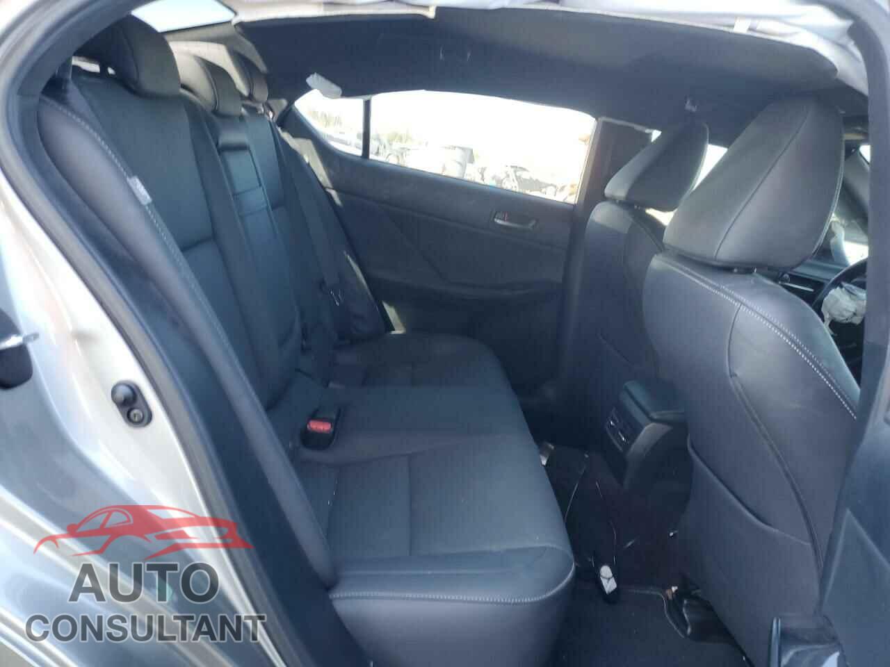LEXUS IS 2021 - JTHCA1D20M5113529