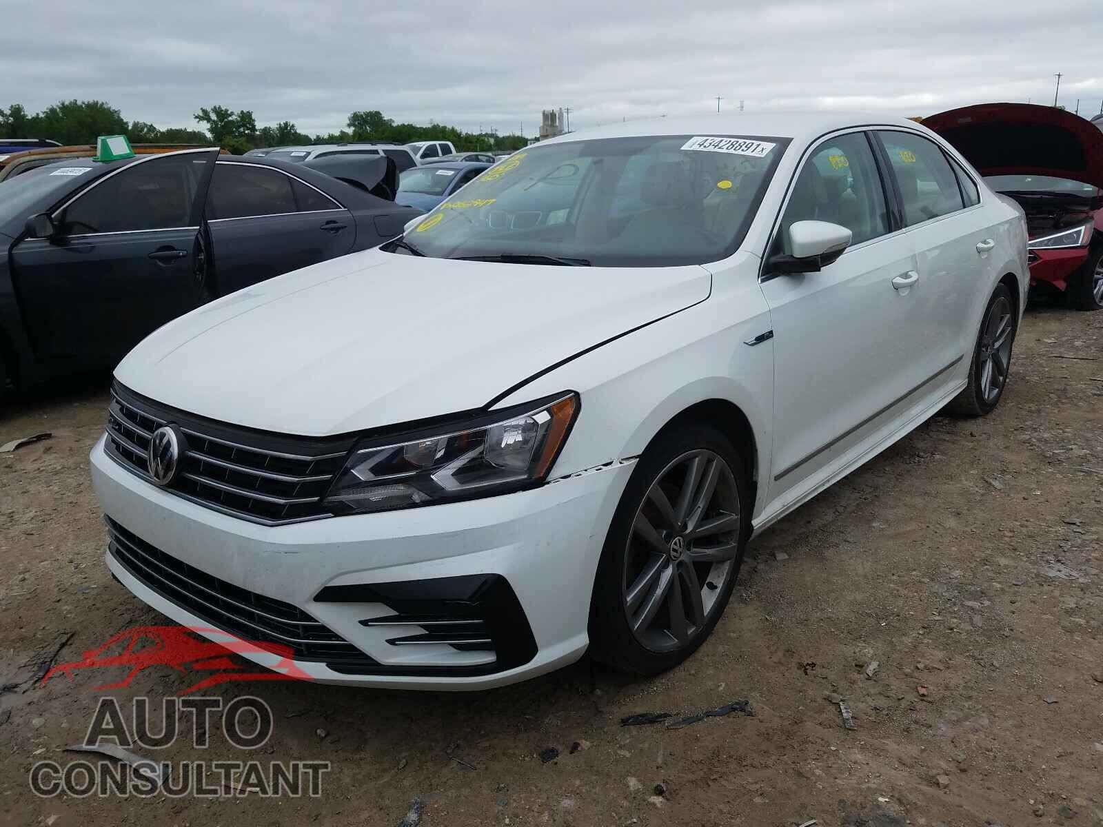 VOLKSWAGEN PASSAT 2017 - 1VWDT7A33HC062946