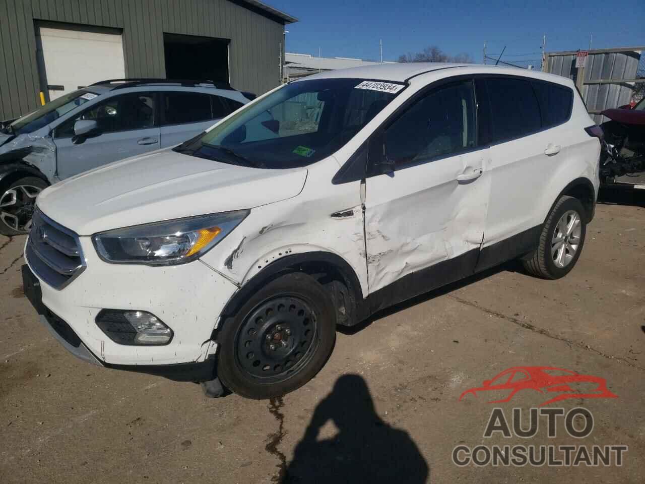 FORD ESCAPE 2017 - 1FMCU0GD2HUB65624