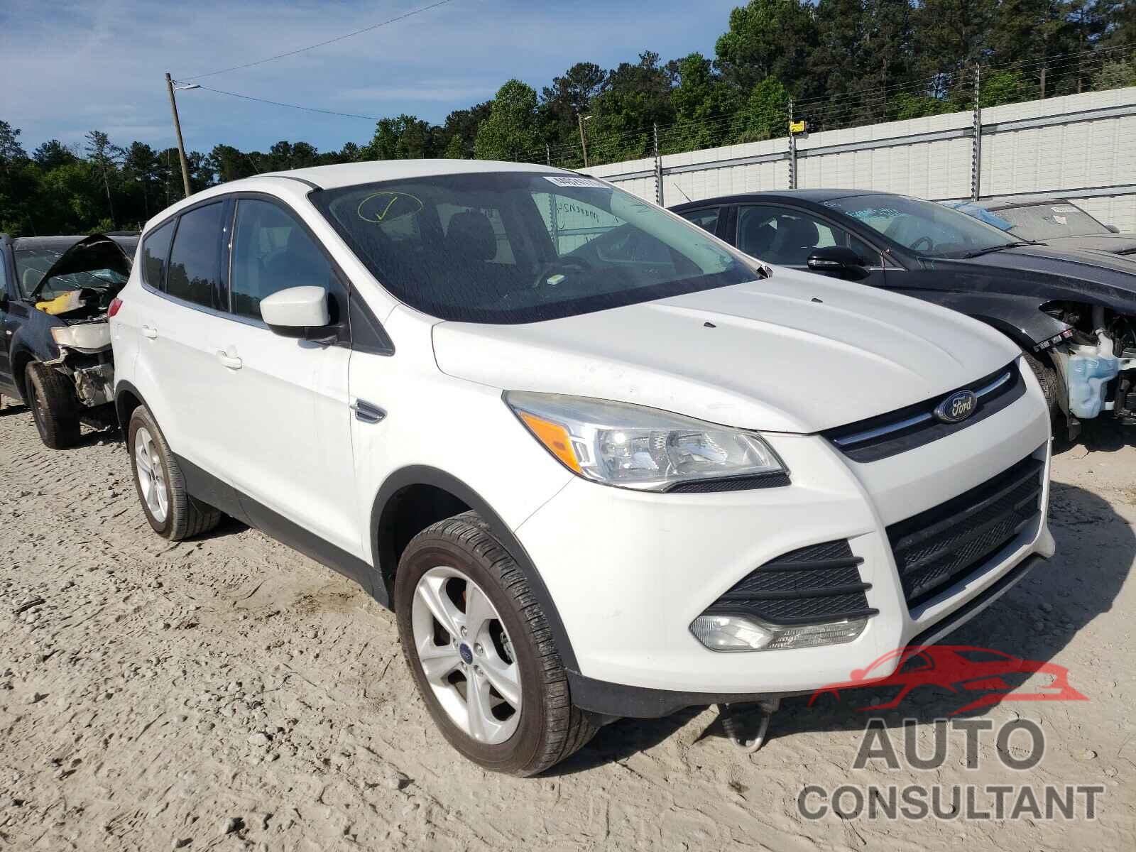 FORD ESCAPE 2016 - 1FMCU0GX1GUB00949
