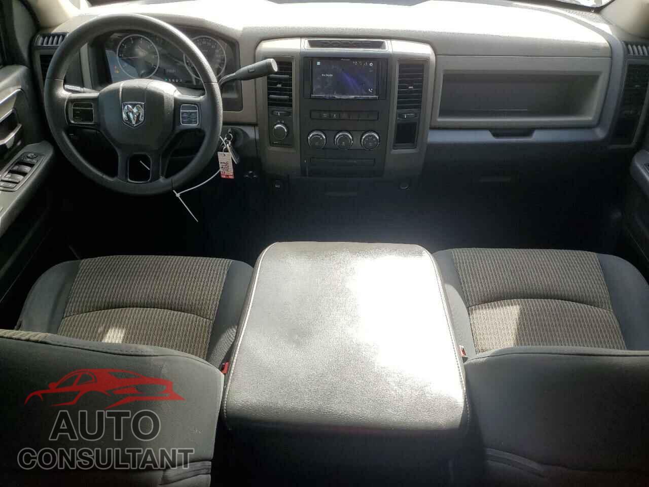 DODGE RAM 1500 2012 - 1C6RD7FT2CS202909