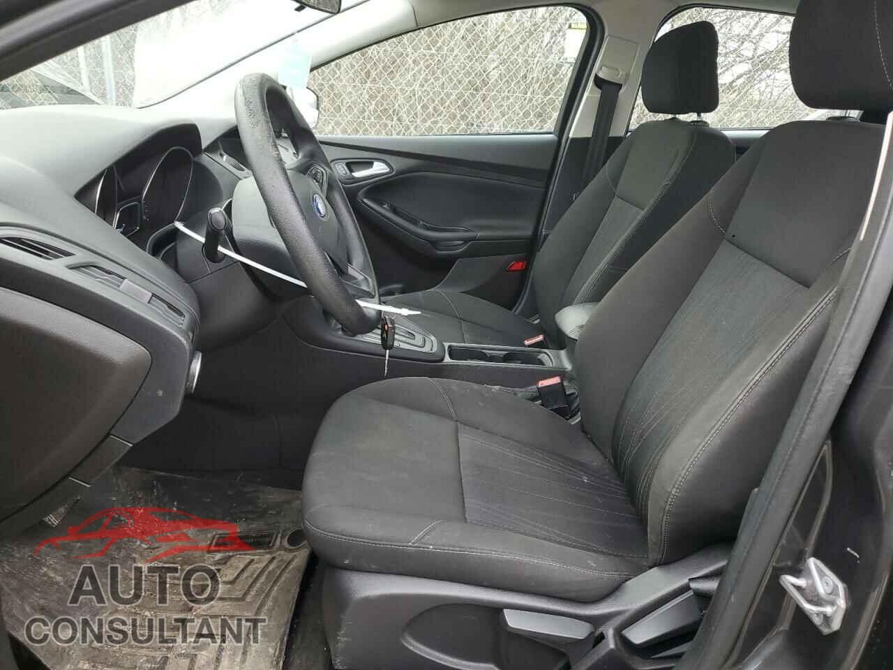 FORD FOCUS 2016 - 1FADP3F28GL305056