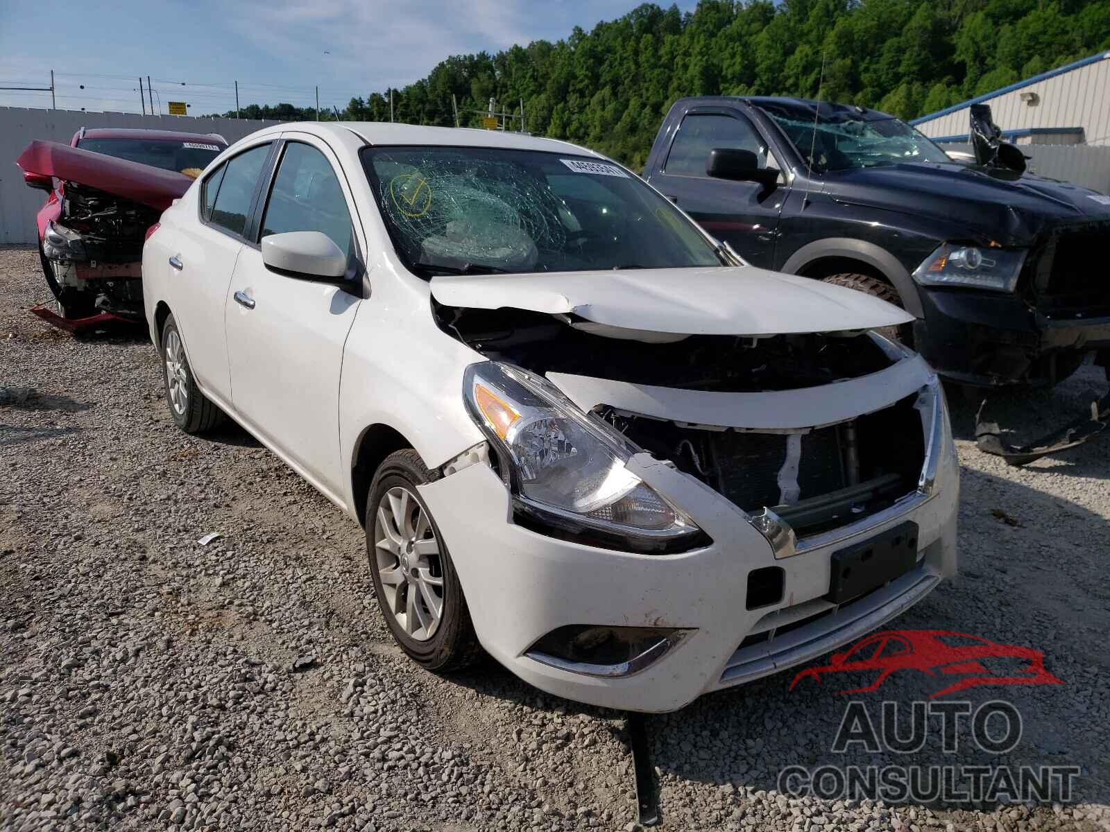 NISSAN VERSA 2018 - 3N1CN7AP3JL871212