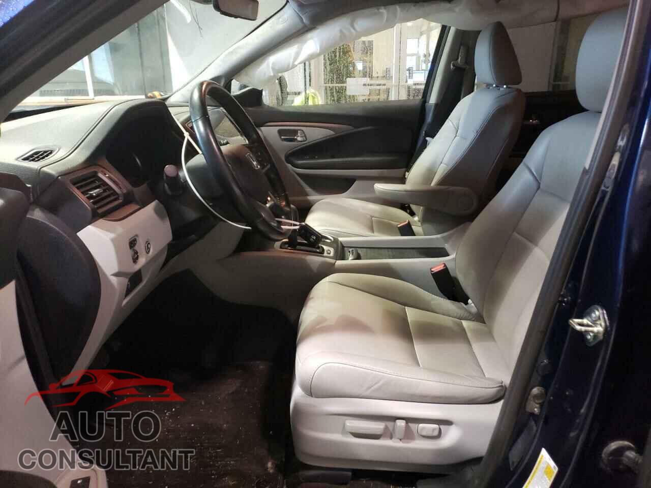 HONDA PILOT 2020 - 5FNYF6H55LB026393