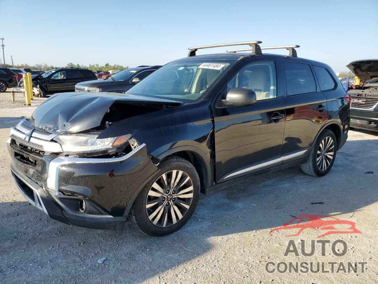 MITSUBISHI OUTLANDER 2019 - JA4AD2A3XKZ021282