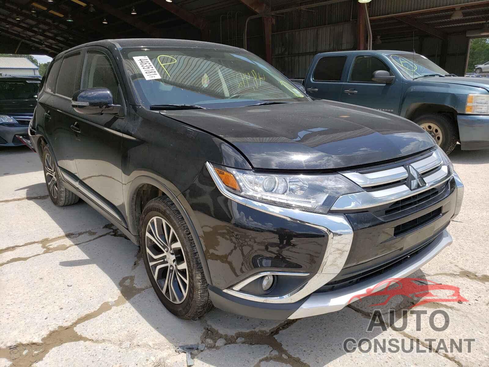 MITSUBISHI OUTLANDER 2018 - JA4AD3A39JJ003861
