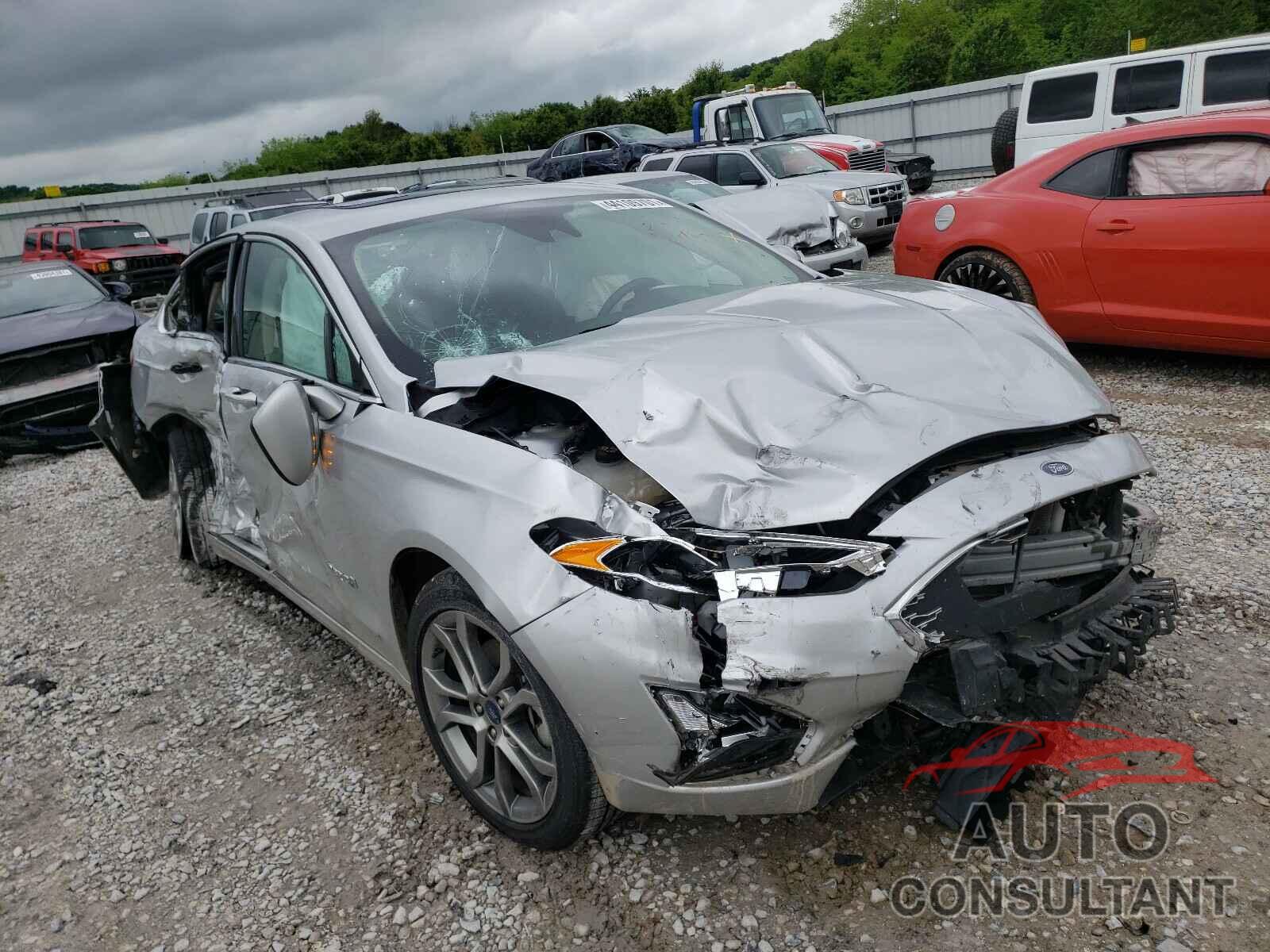 FORD FUSION 2019 - 3FA6P0RU4KR124146