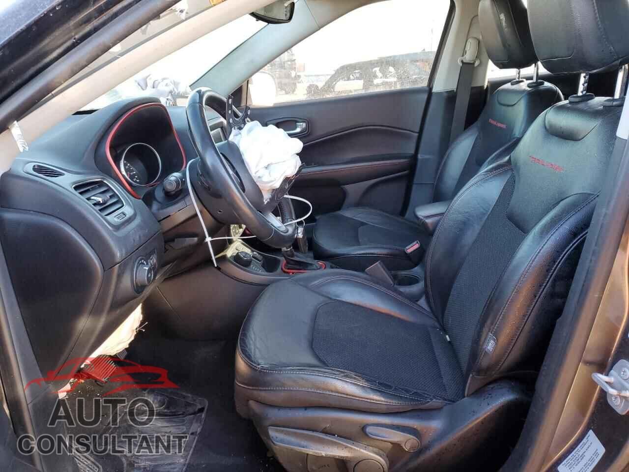 JEEP COMPASS 2017 - 3C4NJDDB6HT674951