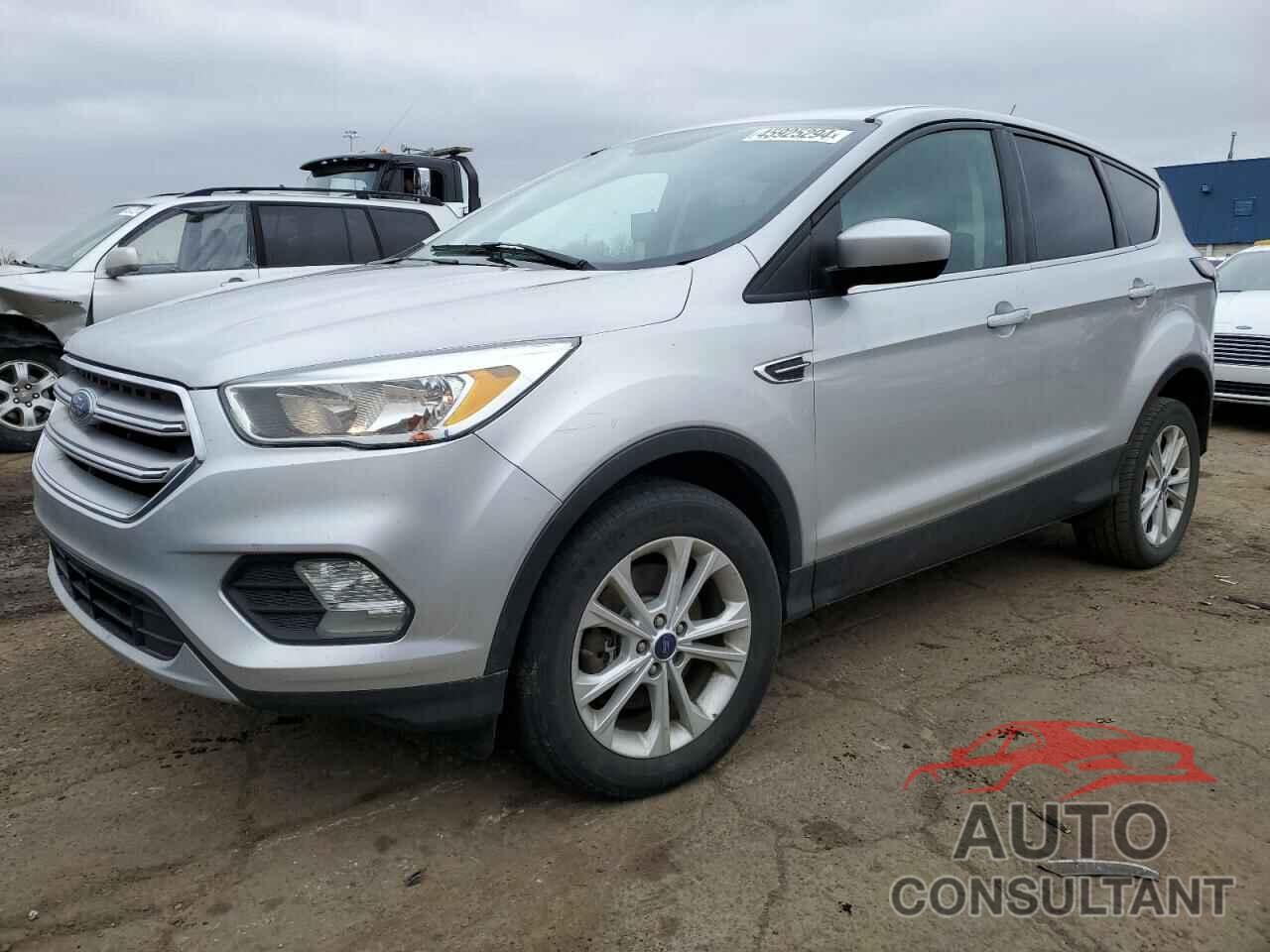 FORD ESCAPE 2017 - 1FMCU9GD7HUB30517
