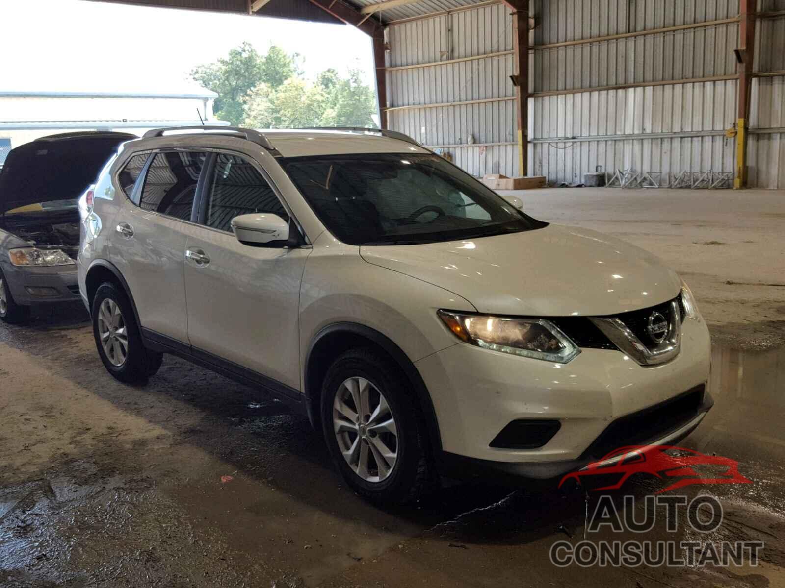 NISSAN ROGUE S 2015 - KNMAT2MT7FP522250