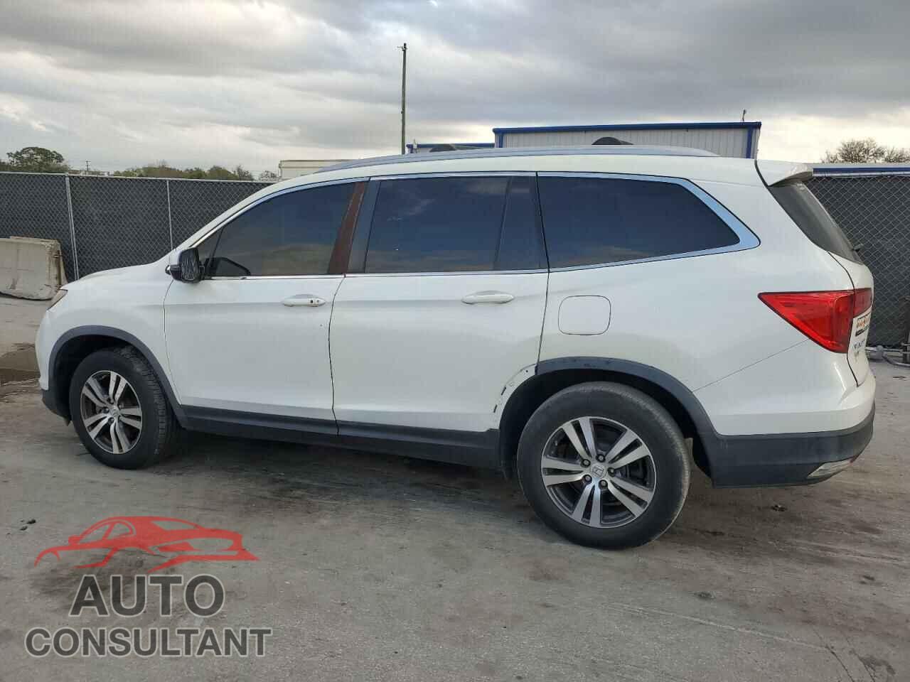 HONDA PILOT 2017 - 5FNYF5H84HB035226