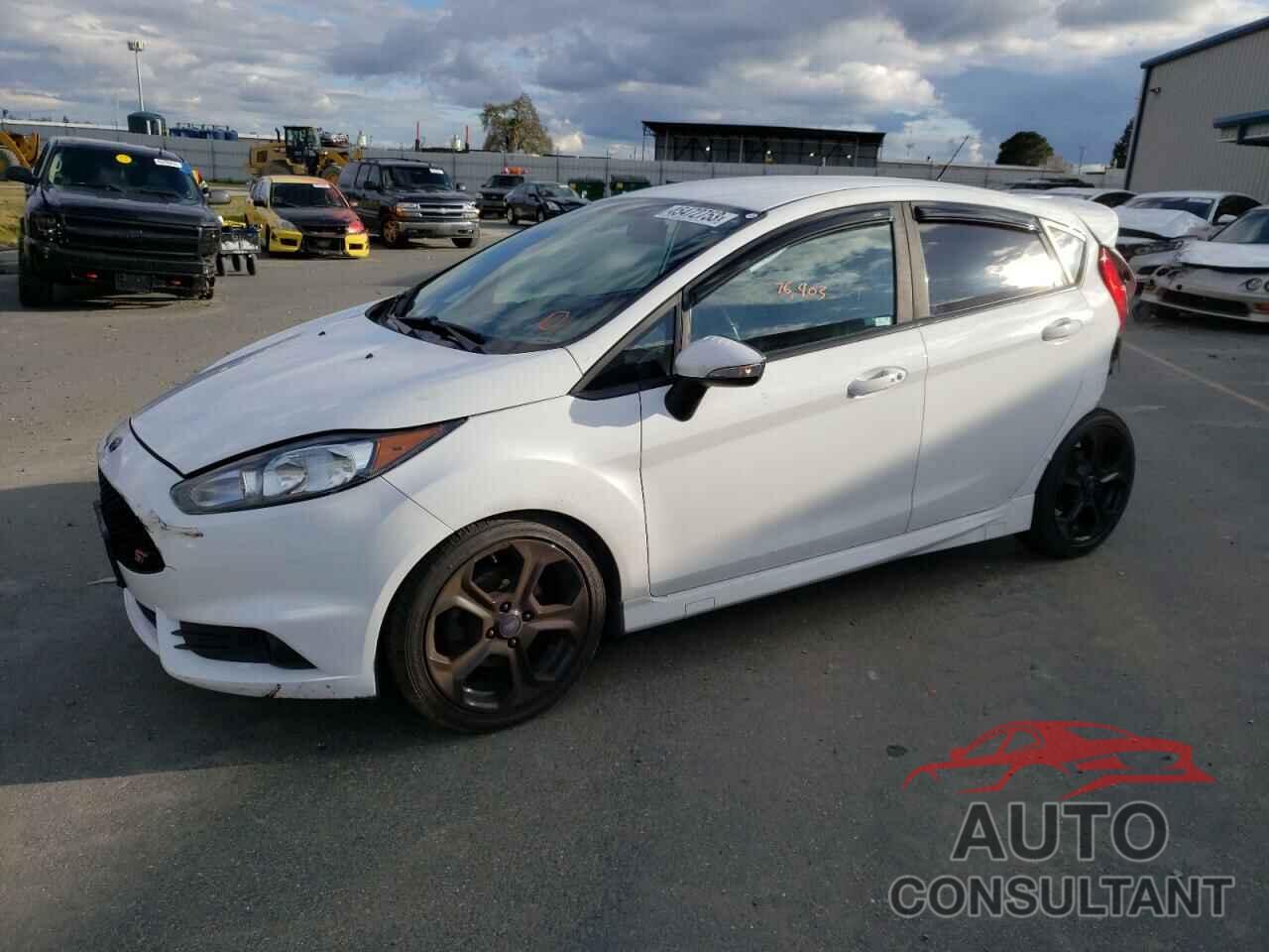 FORD FIESTA 2015 - 3FADP4GX6FM213747