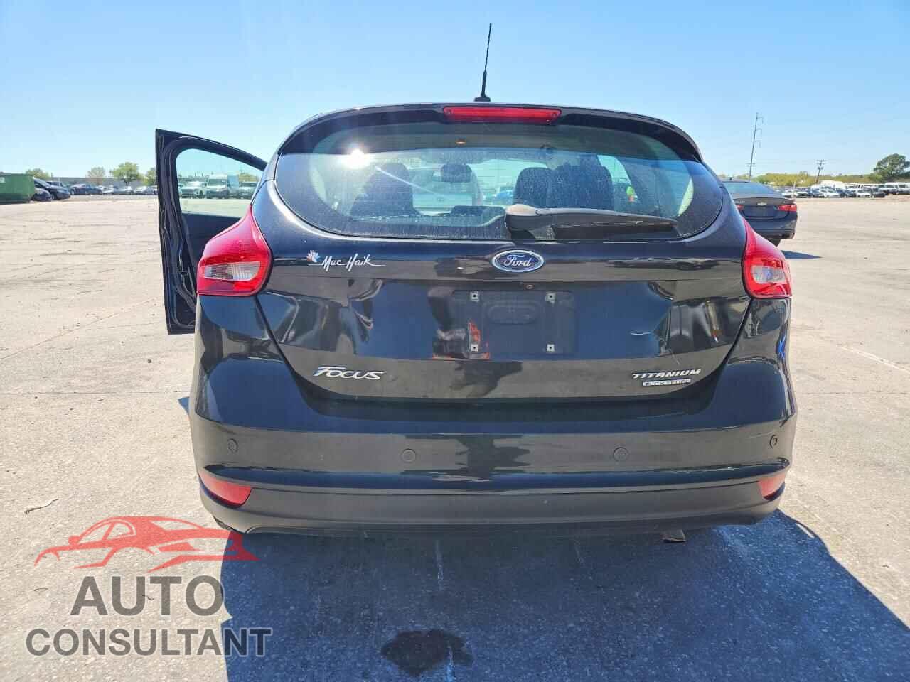 FORD FOCUS 2015 - 1FADP3N26FL323457