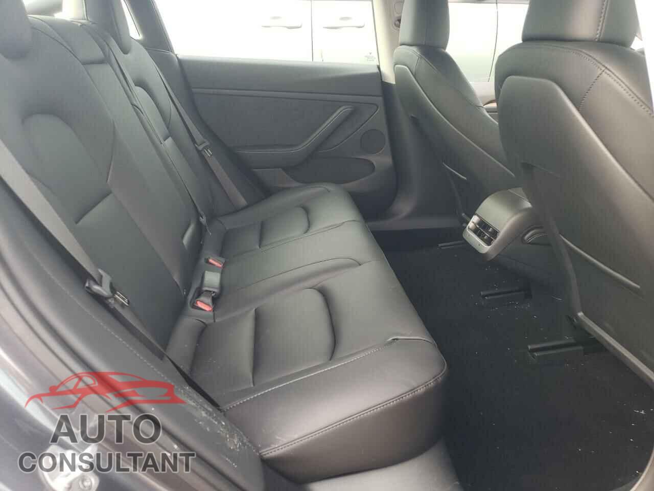 TESLA MODEL 3 2023 - 5YJ3E1EA0PF692391