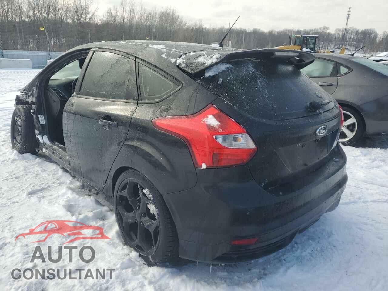 FORD FOCUS 2013 - 1FADP3L90DL127429