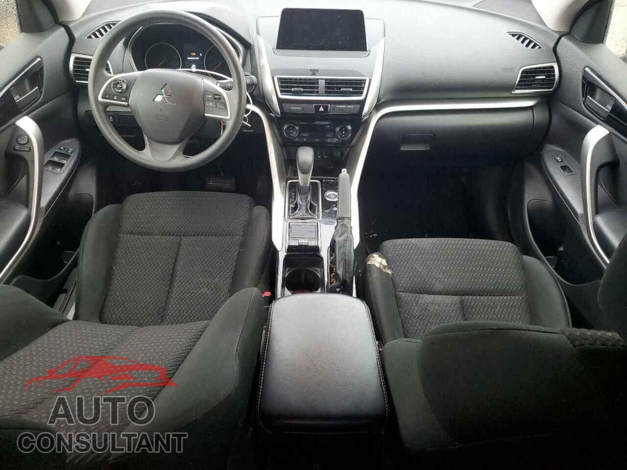 MITSUBISHI ECLIPSE 2018 - JA4AT4AA8JZ043552