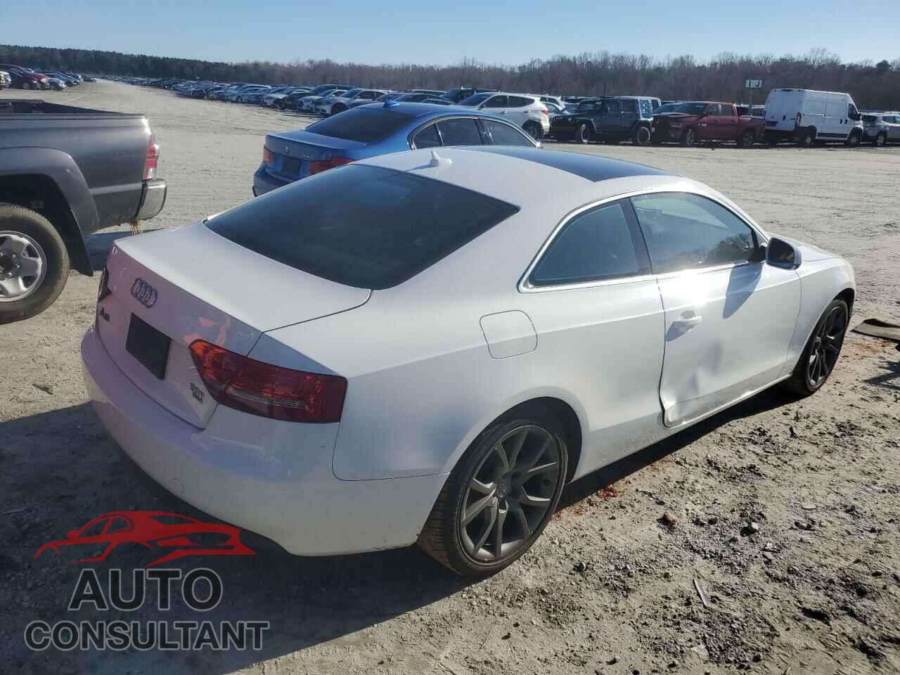 AUDI A5 2012 - WAULFAFR4CA001932
