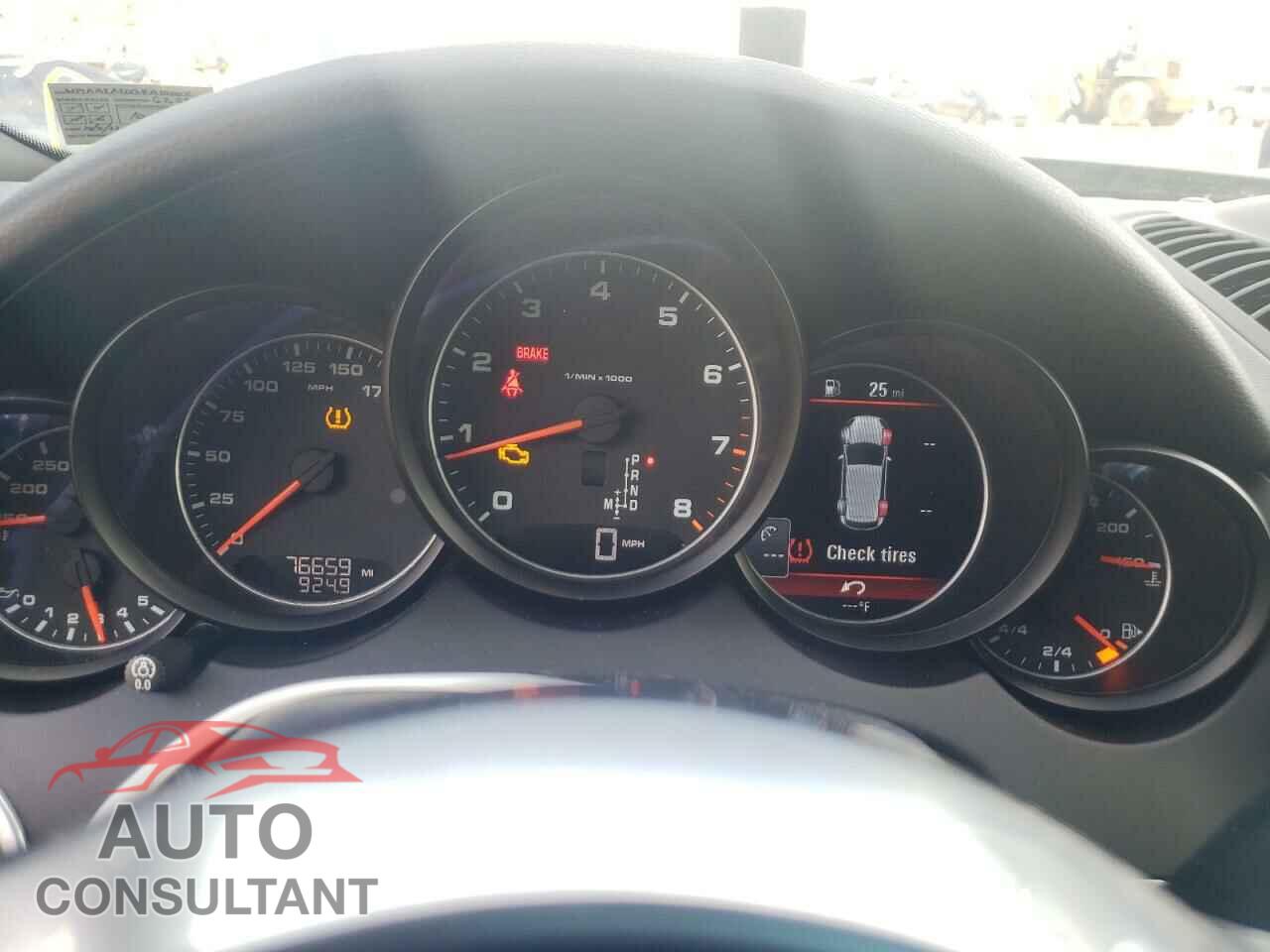 PORSCHE CAYENNE 2016 - WP1AA2A20GKA10005