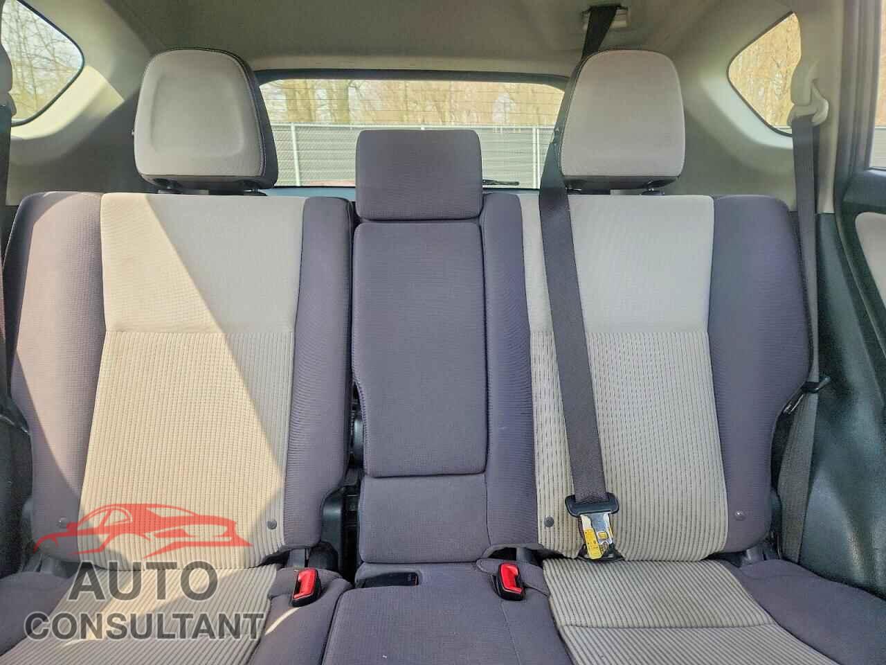 TOYOTA RAV4 2015 - JTMRFREV8FD134948