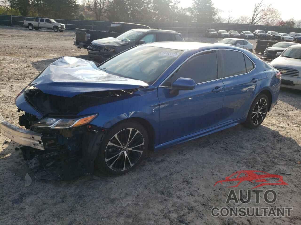 TOYOTA CAMRY 2018 - 4T1B11HK5JU069662