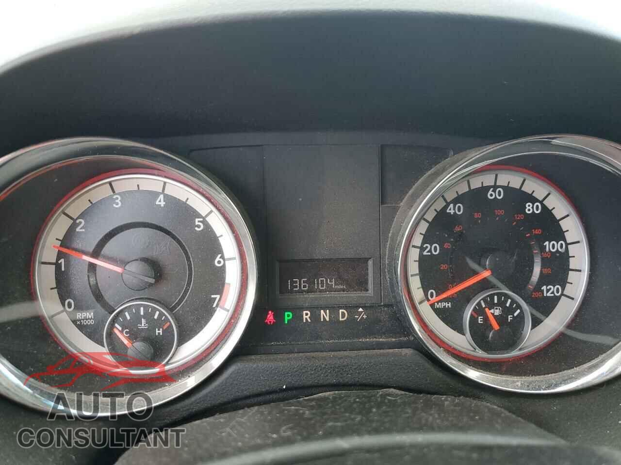 DODGE CARAVAN 2011 - 2D4RN3DGXBR639628