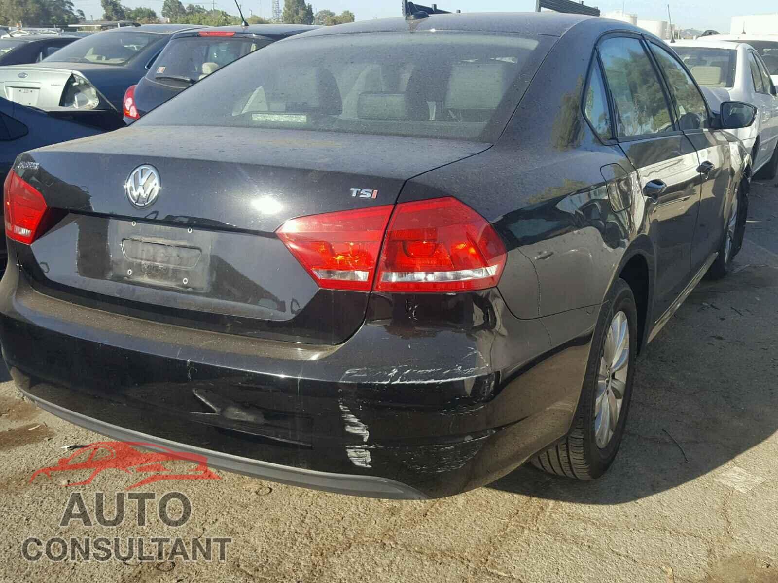 VOLKSWAGEN PASSAT 2015 - 1VWAT7A36FC060253