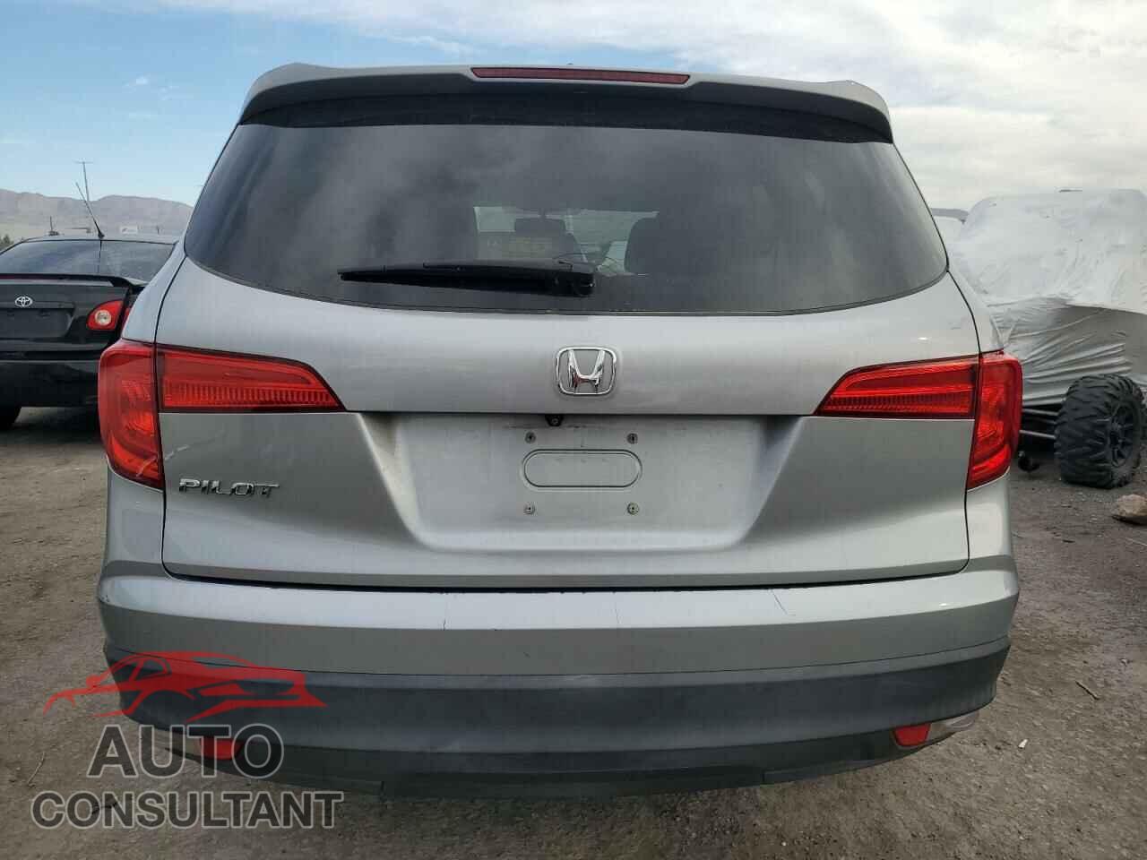 HONDA PILOT 2017 - 5FNYF5H50HB024309