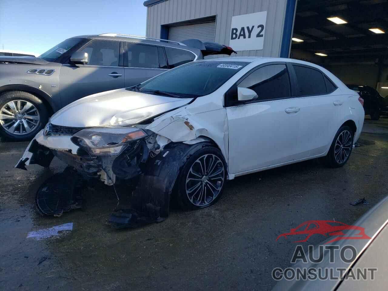 TOYOTA COROLLA 2015 - 2T1BURHE3FC339870
