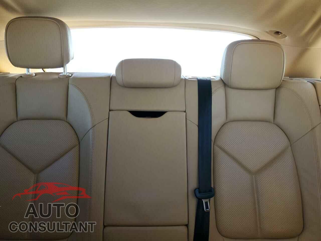 PORSCHE MACAN 2015 - WP1AB2A5XFLB58873