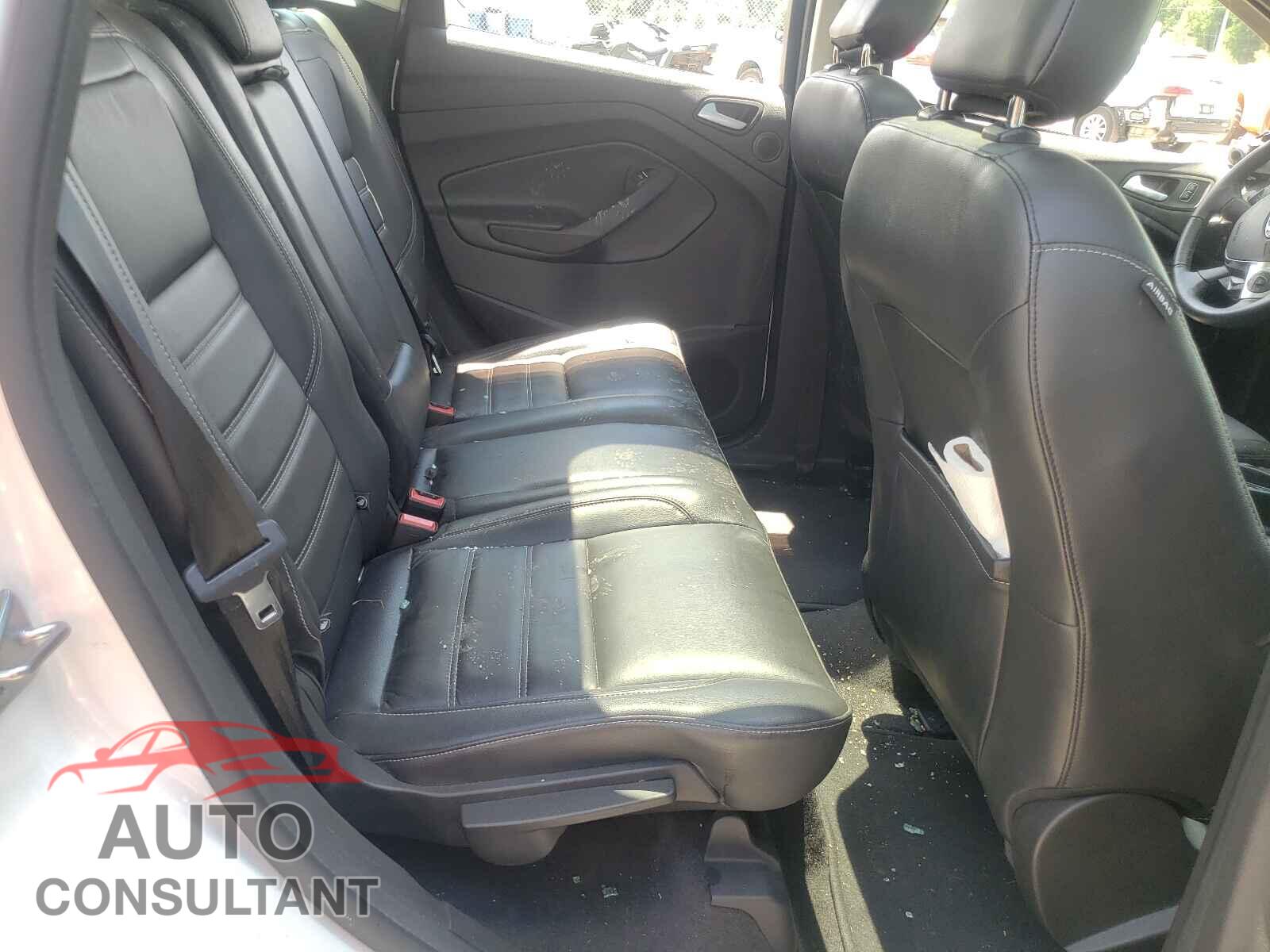 FORD CMAX 2018 - 1FADP5DU1JL105756