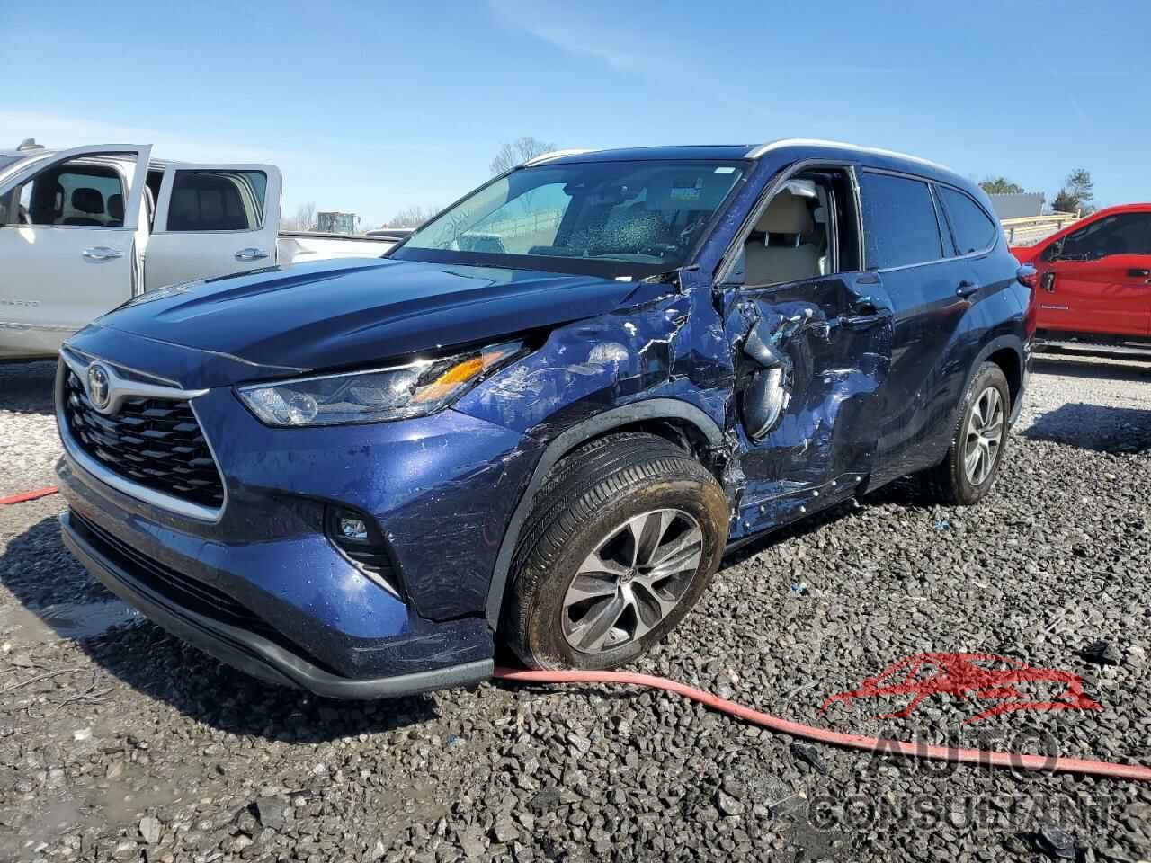 TOYOTA HIGHLANDER 2022 - 5TDGZRAH2NS129505