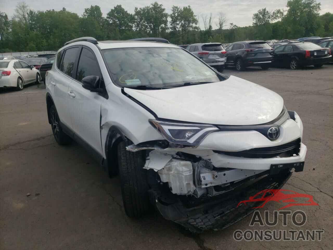 TOYOTA RAV4 2018 - JTMJFREV4JJ740285