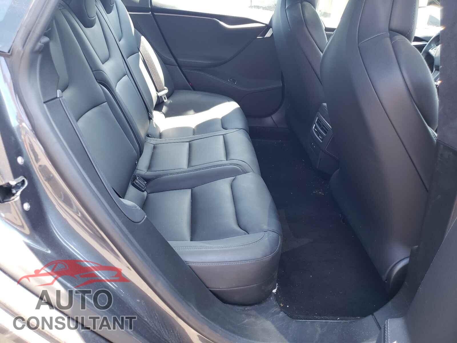 TESLA MODEL S 2019 - 5YJSA1E21KF337142