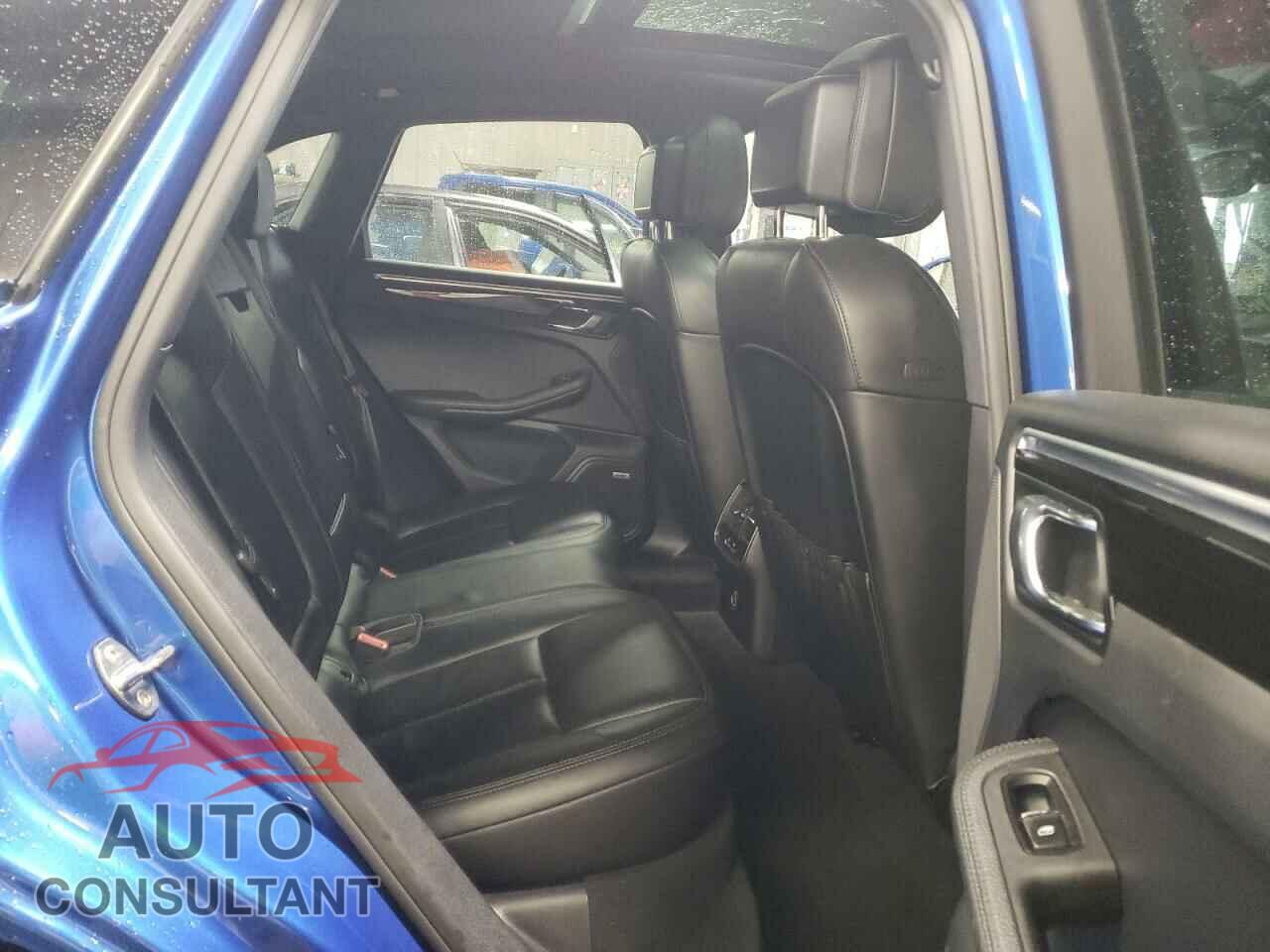 PORSCHE MACAN 2018 - WP1AA2A50JLB07247