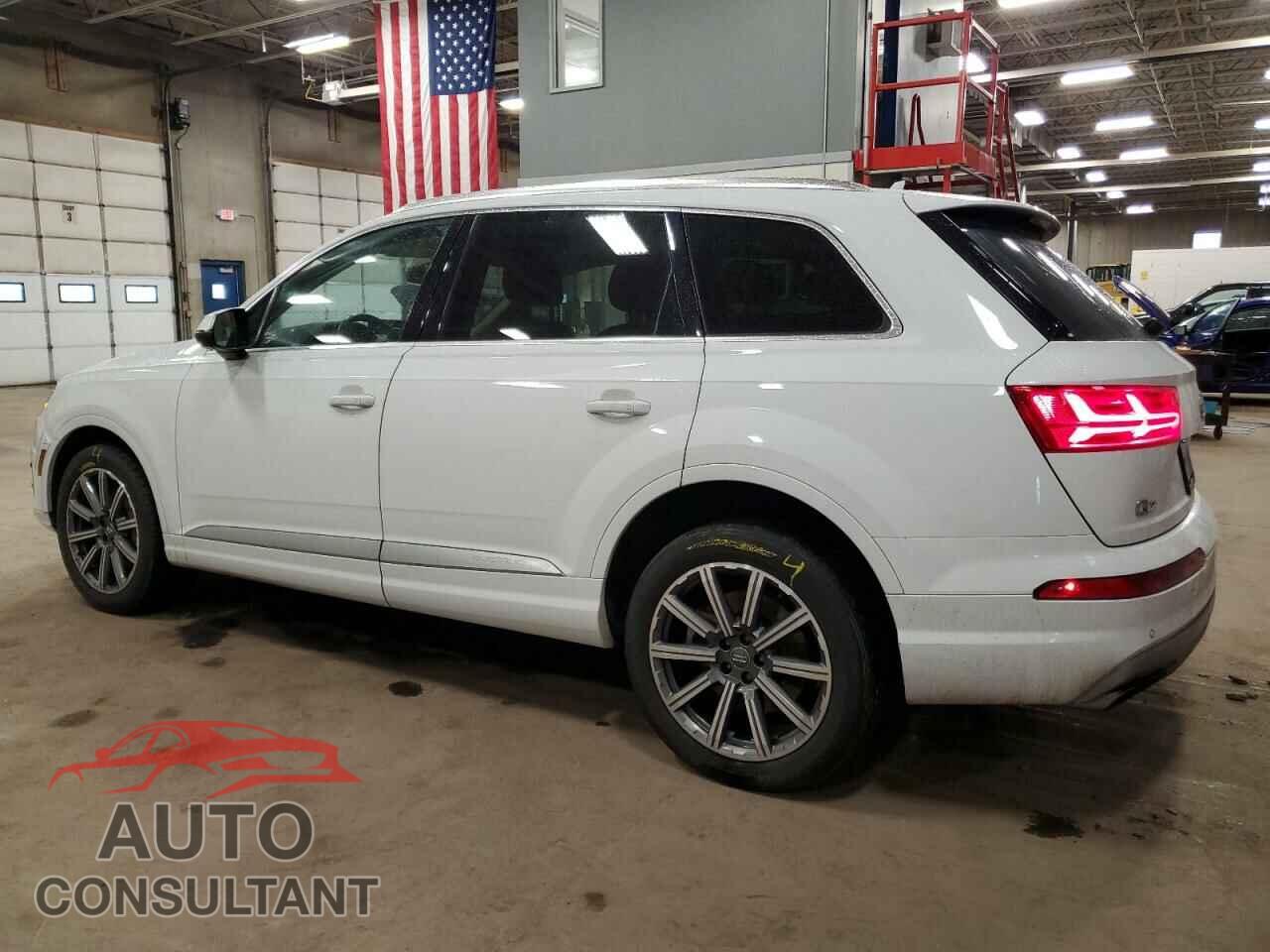 AUDI Q7 2018 - WA1LAAF71JD015468